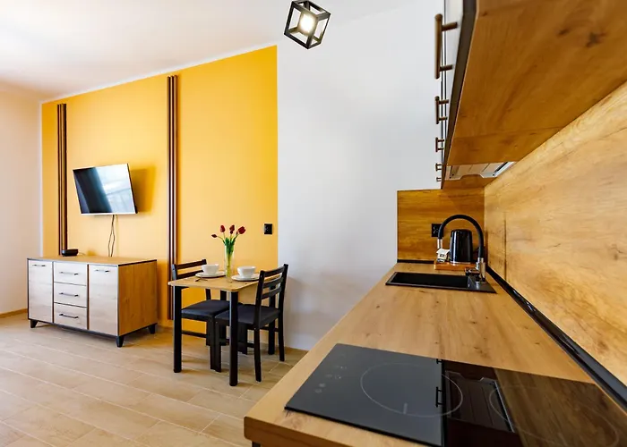 Nova Baltica - By Jantar קולובז'ג